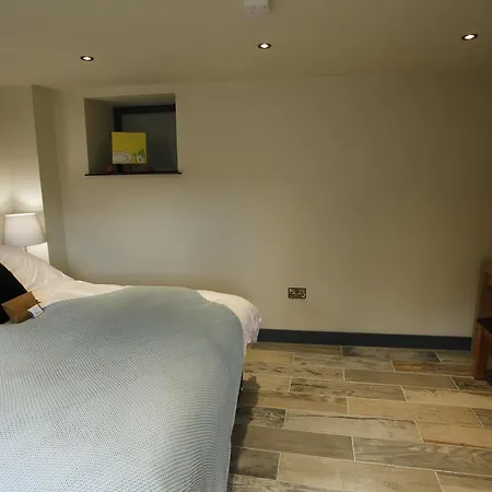 Rod And Line Apartment Landrake